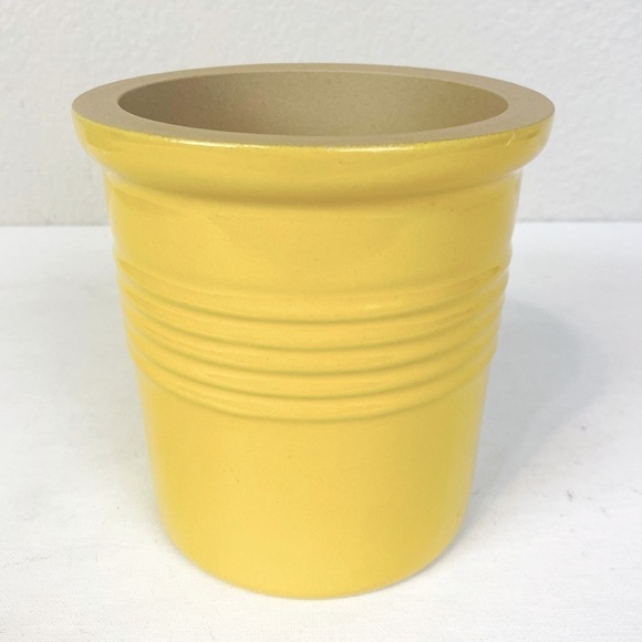 The Pampered Chef Family Heritage Yellow Stoneware Crock 6” - Picture 2 of 5